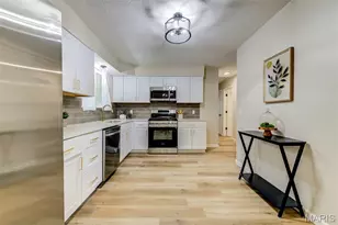 111 Park Charles Blvd, Saint Peters, MO 63376 - Photo 8