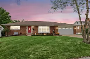 7816 Apple Valley Dr, Affton, MO 63123 - Photo 1