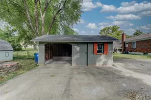 2121 Elm St, Saint Charles, MO 63301 - Photo 16