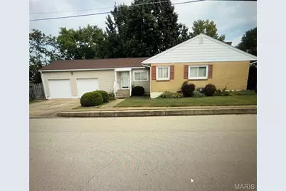 903 Moorland Street, Farmington, MO 63640 - Photo 2