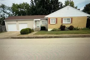 903 Moorland St, Farmington, MO 63640 - Photo 2