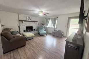 315 9th St, Crocker, MO 65452 - Photo 6