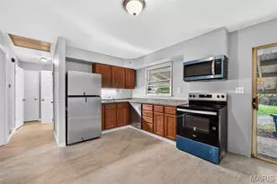 8513 Steve Ave, Hazelwood, MO 63042 - Photo 28