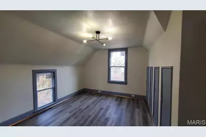 2057 Switzer Avenue, Jennings, MO 63136 - Photo 8
