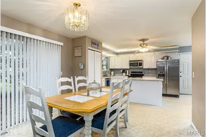 1112 English Saddle Road, Florissant, MO 63034 - Photo 10
