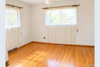 8206-8214 Steffen Avenue, Affton, MO 63123 - Photo 14