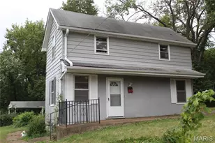 550 Holland Ave, Webster Groves, MO 63119 - Photo 2