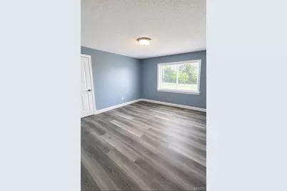 8109 Cler Avenue, Bel-Ridge, MO 63114 - Photo 6