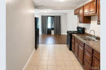 9802 Dennis Drive, Riverview, MO 63136 - Photo 6