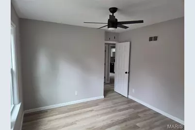 6908 Alberici Avenue, Northwoods, MO 63121 - Photo 8
