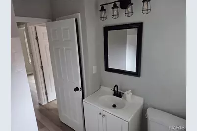 6908 Alberici Avenue, Northwoods, MO 63121 - Photo 12