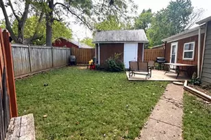 208 E 1st St, Farmington, MO 63640 - Photo 10