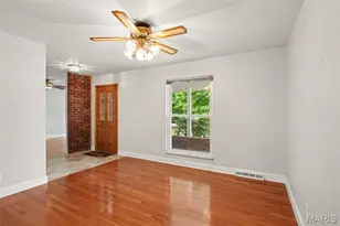 12540 Starspur Ln, Saint Louis, MO 63146 - Photo 8