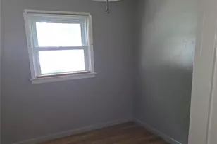 62 Bayview Ct, Ferguson, MO 63135 - Photo 8