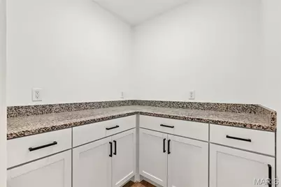 100 S Lake, Hillsboro, MO 63050 - Photo 18