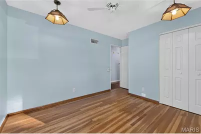 10706 Vorhof Drive, Saint Louis, MO 63136 - Photo 12
