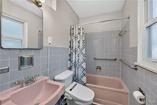 10706 Vorhof Dr, Saint Louis, MO 63136 - Photo 16