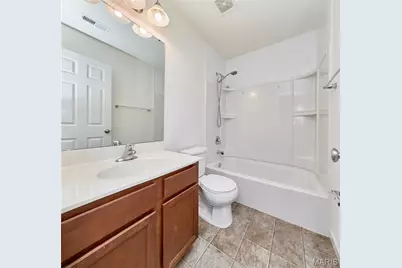 1810 Hyland Green Drive, O'Fallon, MO 63366 - Photo 28