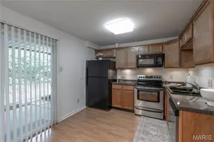10924 Carroll Wood Way, Sappington, MO 63128 - Photo 18