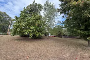 1202 S Main St, De Soto, MO 63020 - Photo 2