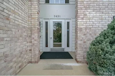 3631 Colonia Place Drive #C, Mehlville, MO 63125 - Photo 2