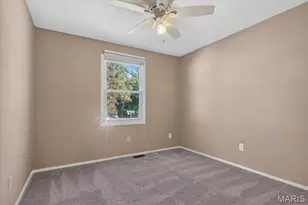 935 W Weybridge Ct, Saint Charles, MO 63304 - Photo 26