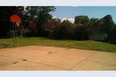 42 Harneywold Drive, Saint Louis, MO 63136 - Photo 4