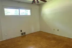 42 Harneywold Dr, Saint Louis, MO 63136 - Photo 16
