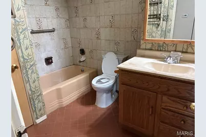 42 Harneywold Drive, Saint Louis, MO 63136 - Photo 14