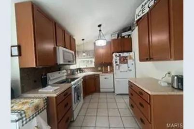 5006 Ashley Wilkes Way, Villa Ridge, MO 63089 - Photo 6