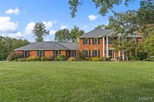 9 Clarkson Farm Dr, Chesterfield, MO 63017 - Photo 4