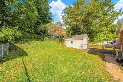 109 Lawrence Avenue, Ferguson, MO 63135 - Photo 40