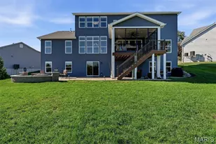 1048 Van Dyke Dr, Ballwin, MO 63011 - Photo 36