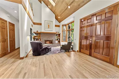18 Overbrook Drive, Ladue, MO 63124 - Photo 4