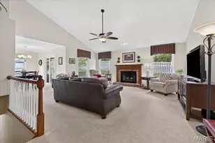 14904 Jockey Club Dr, Chesterfield, MO 63017 - Photo 8