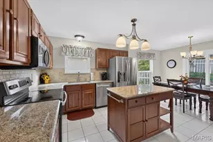 14904 Jockey Club Dr, Chesterfield, MO 63017 - Photo 16