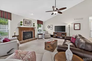 14904 Jockey Club Dr, Chesterfield, MO 63017 - Photo 10