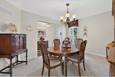 14904 Jockey Club Drive, Chesterfield, MO 63017 - Photo 6
