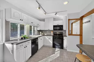 5034 Country Valley Dr, Imperial, MO 63052 - Photo 8