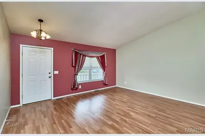 1270 Poseidon Court, Saint Peters, MO 63376 - Photo 6