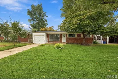 14 Tamma Lane, Hazelwood, MO 63042 - Photo 2