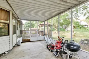 885 San Sebastian Dr, Fenton, MO 63026 - Photo 40