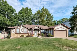 885 San Sebastian Dr, Fenton, MO 63026 - Photo 1
