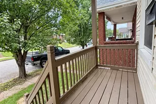 4805 Goethe Ave, Saint Louis, MO 63116 - Photo 2
