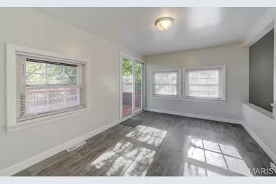 9647 Margo Ann Lane, Woodson Terrace, MO 63134 - Photo 12