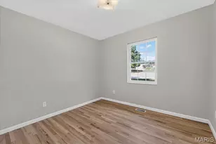 1008 N Duchesne Dr, Saint Charles, MO 63301 - Photo 24
