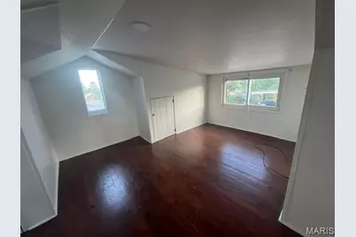 9010 Eden Avenue, Affton, MO 63123 - Photo 10