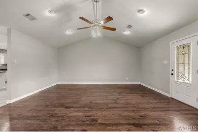 913 S Sutton Place, Kennett, MO 63857 - Photo 6