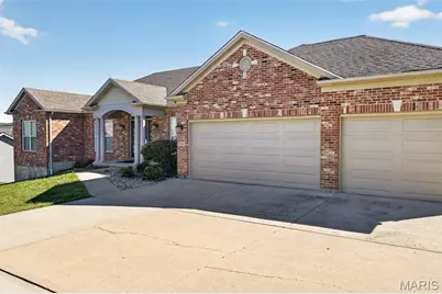 1046 Walnut Terrace, Byrnes Mill, MO 63049 - Photo 2