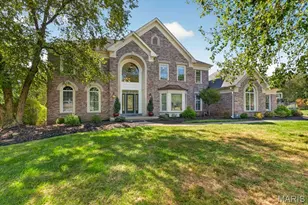 17915 White Robin Ct, Chesterfield, MO 63005 - Photo 1